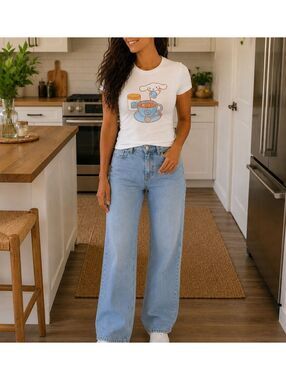 Hello Kitty Friends Cinnamoroll Womens S White Graphic Tee Sanrio Coffee